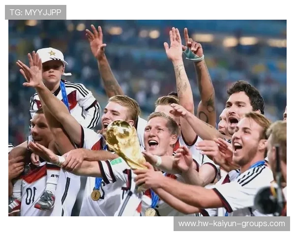 世界杯球队通过多场内部对抗提升整体默契